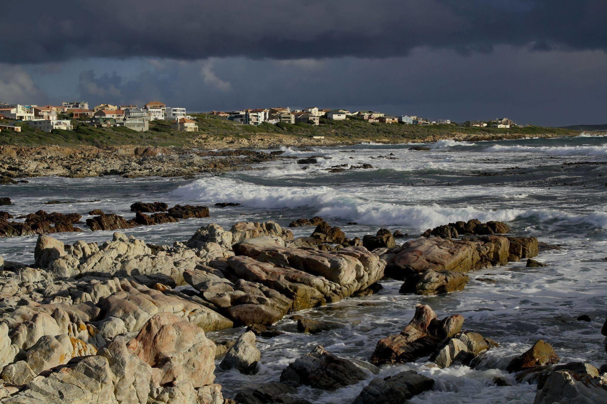 Aire Del Mar Guest House Kleinbaai Екстер'єр фото